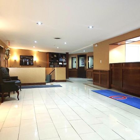 Motel 6-Trenton, On Luaran gambar