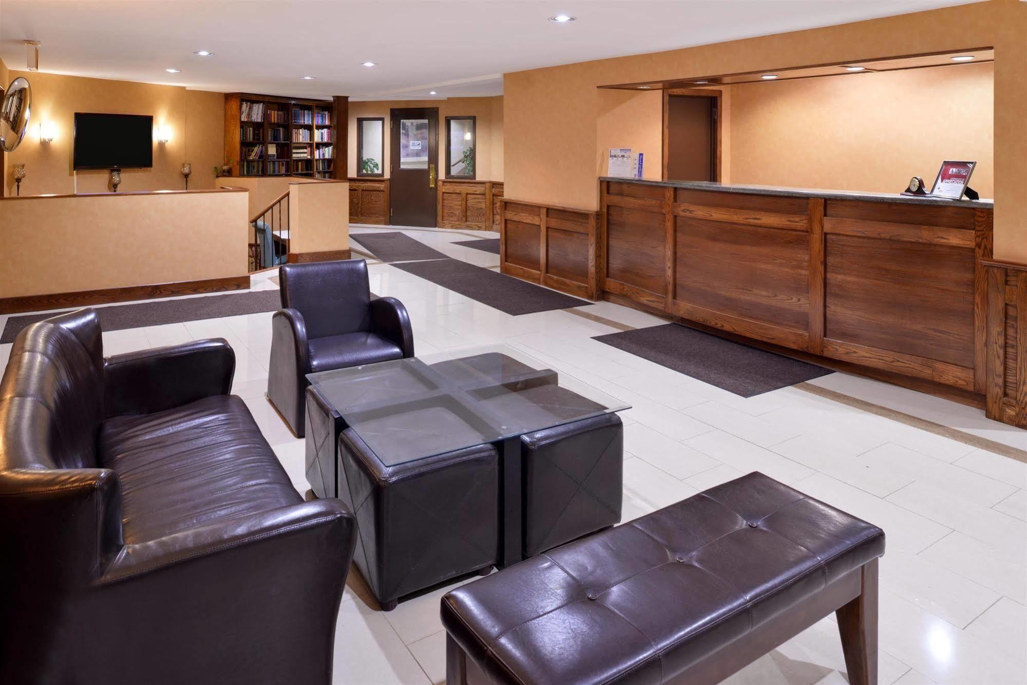 Motel 6-Trenton, On Luaran gambar