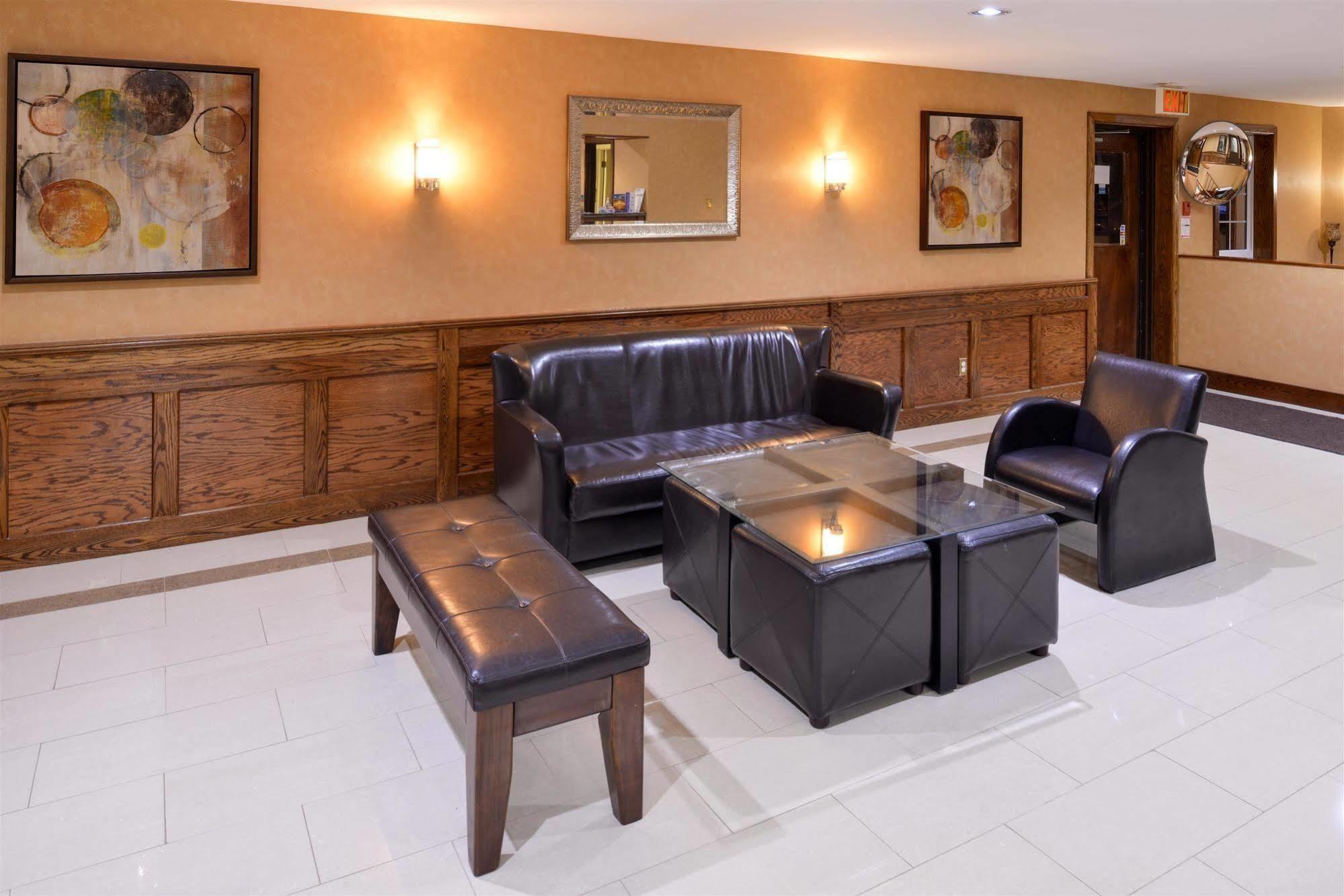 Motel 6-Trenton, On Luaran gambar