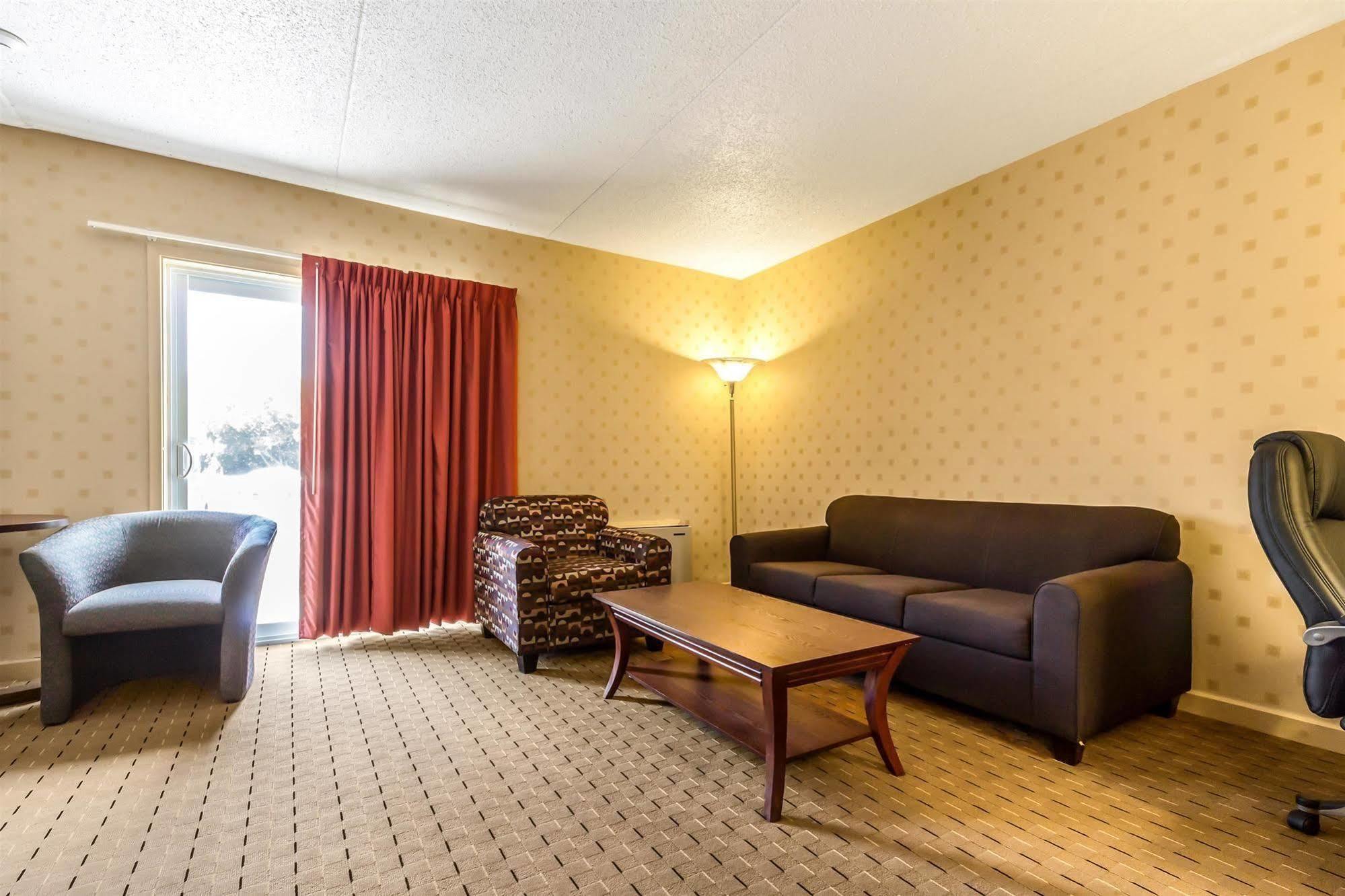 Motel 6-Trenton, On Luaran gambar