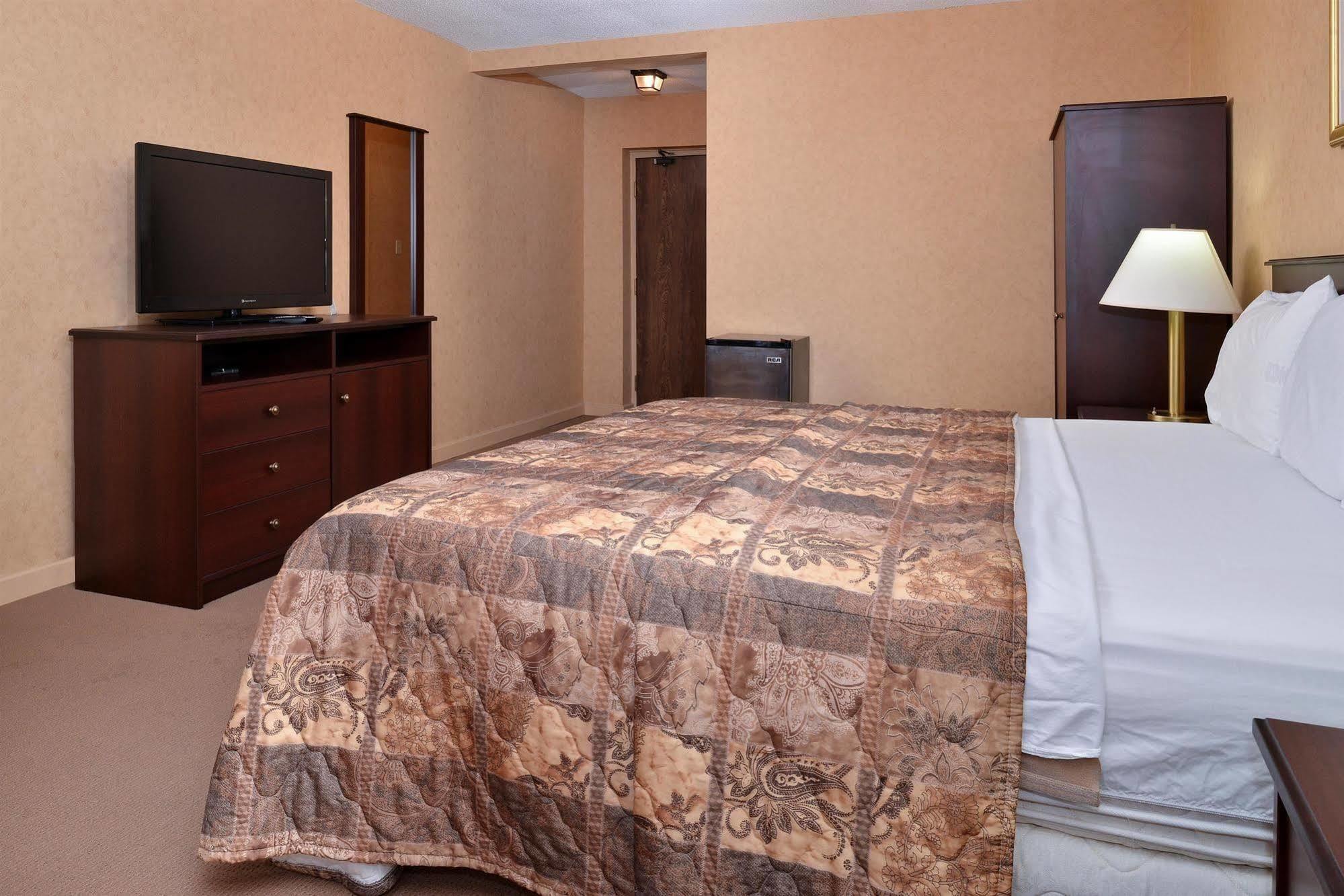 Motel 6-Trenton, On Luaran gambar