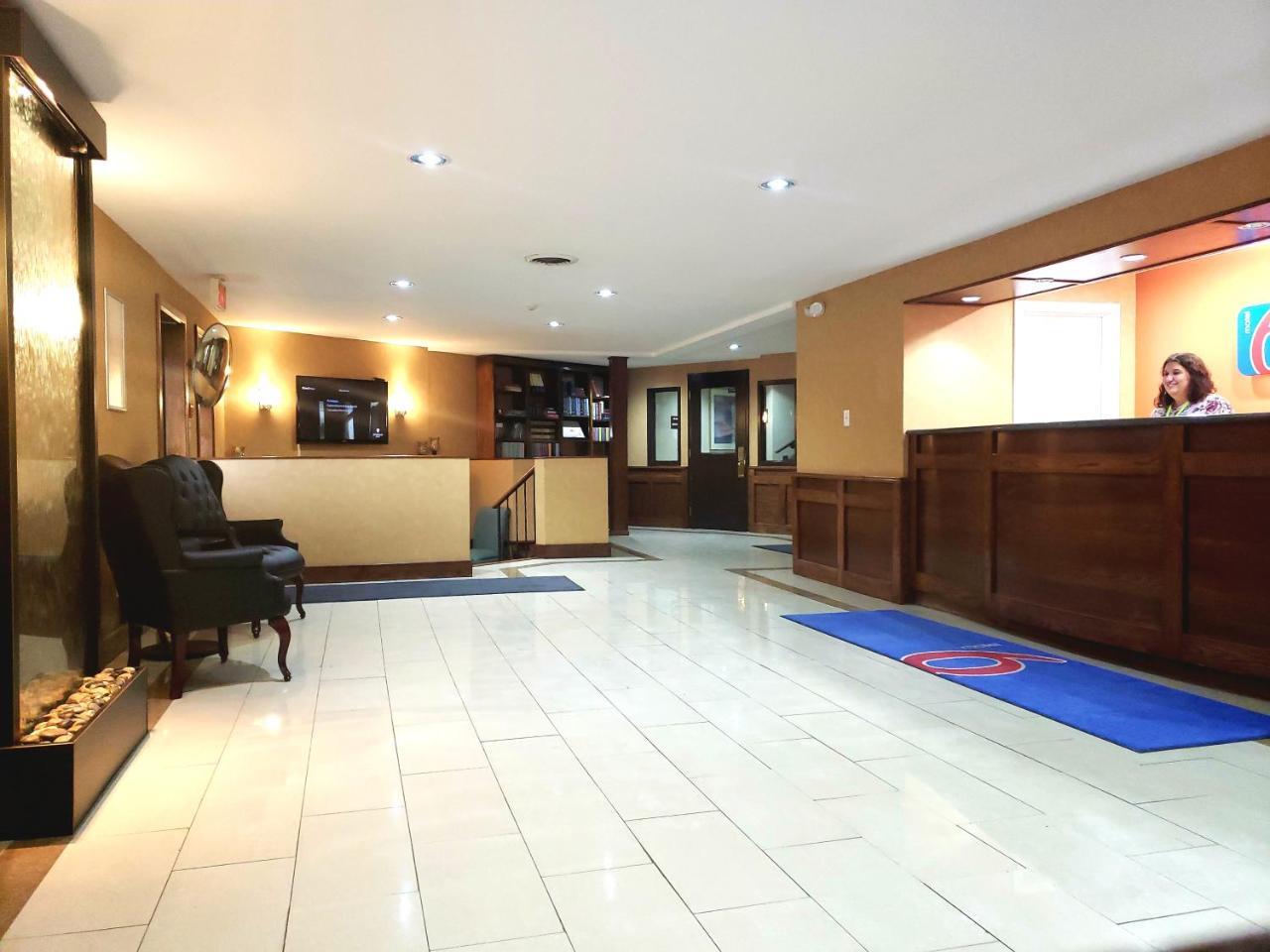 Motel 6-Trenton, On Luaran gambar